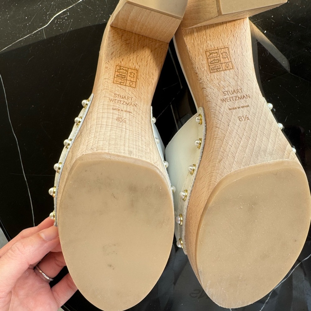 Stuart Weitzman Cream Mules - Picture 3 of 4